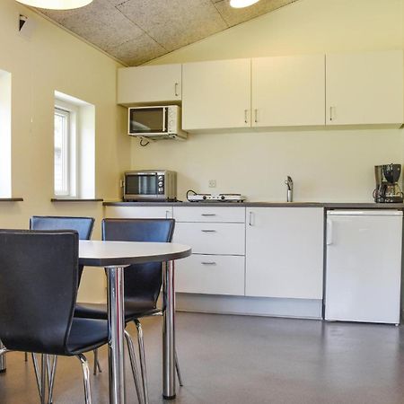 Holiday home Halvejen hytte Spjald I Eksteriør billede