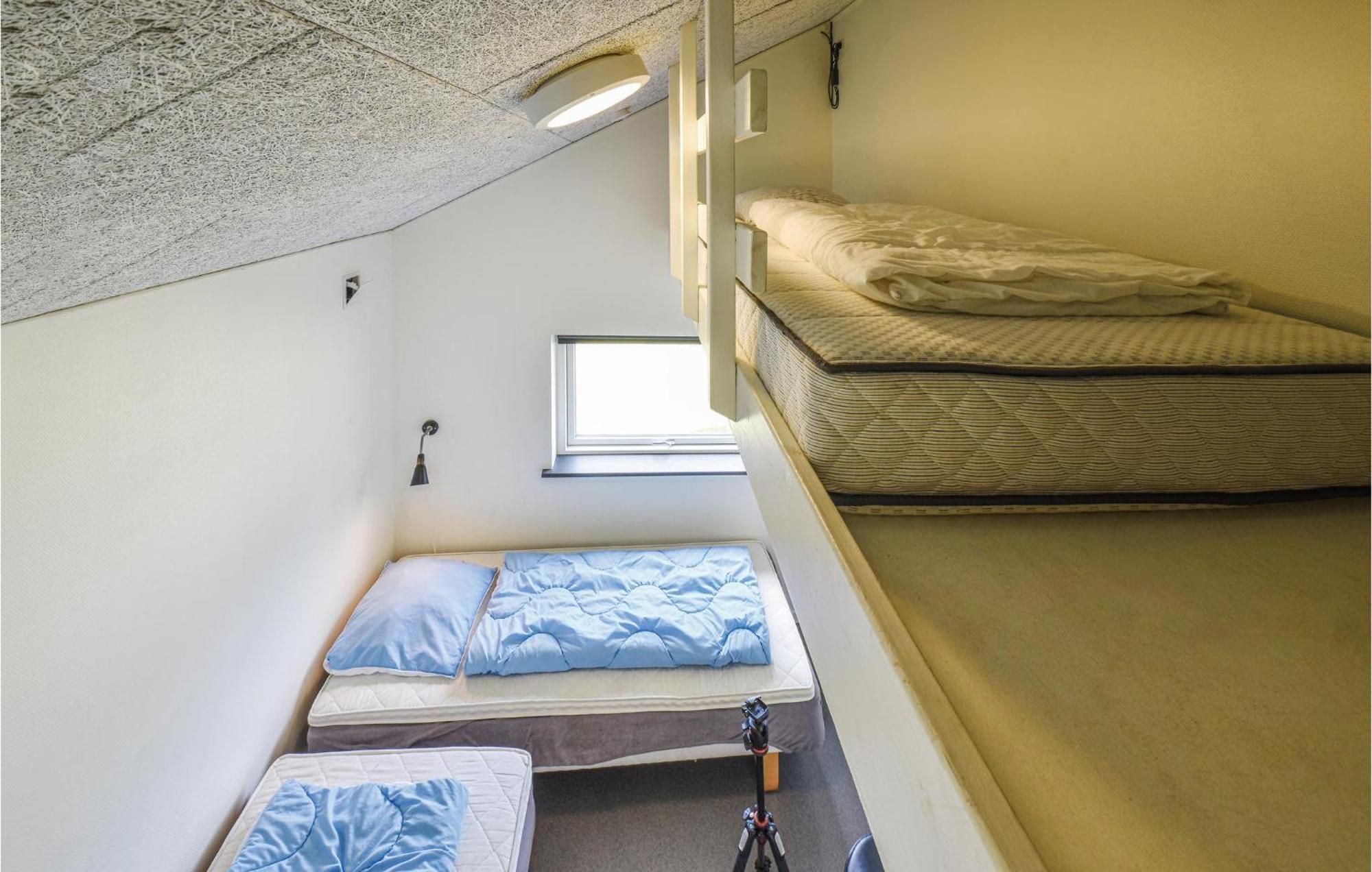 Holiday home Halvejen hytte Spjald I Eksteriør billede
