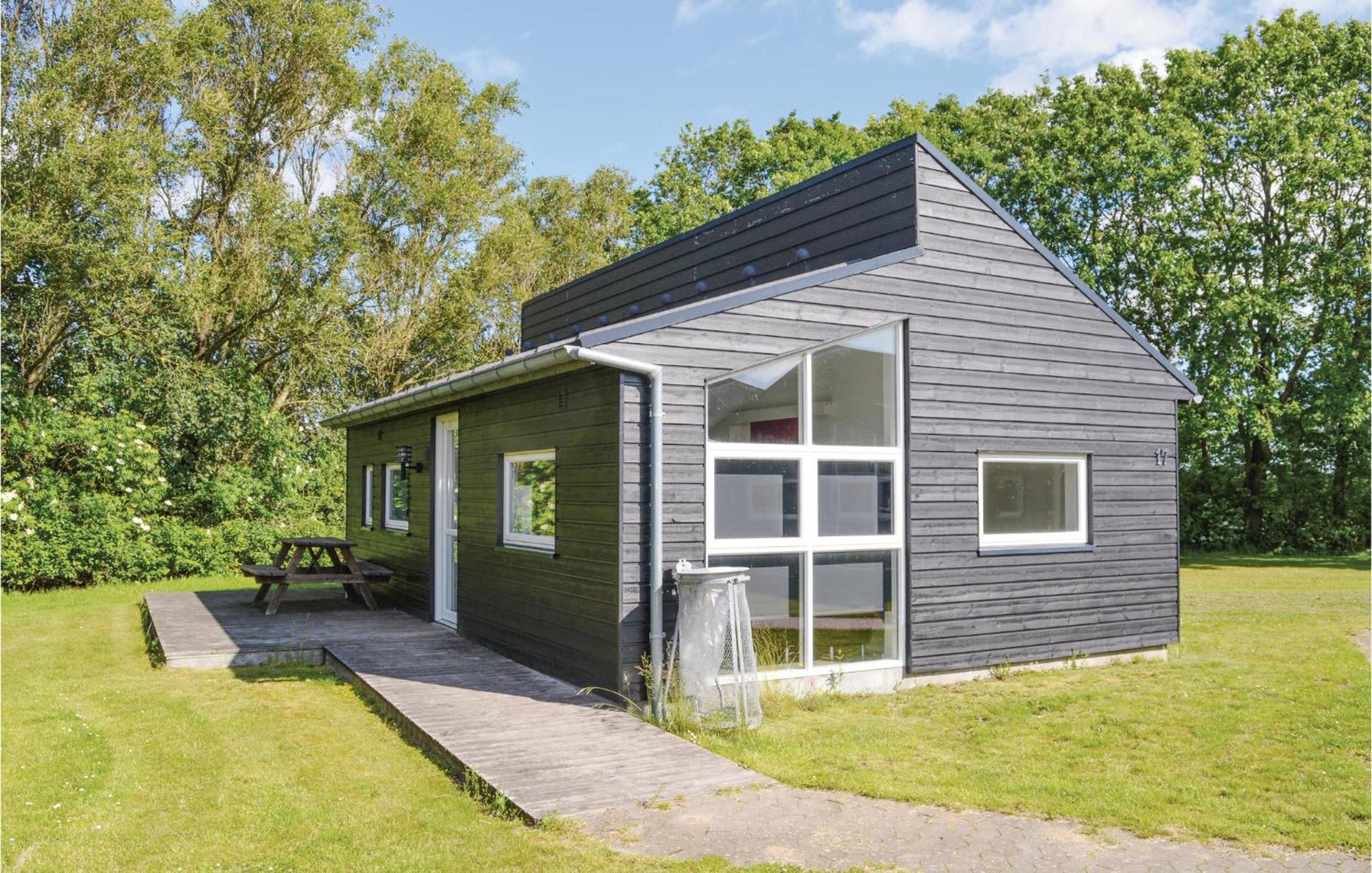 Holiday home Halvejen hytte Spjald I Eksteriør billede