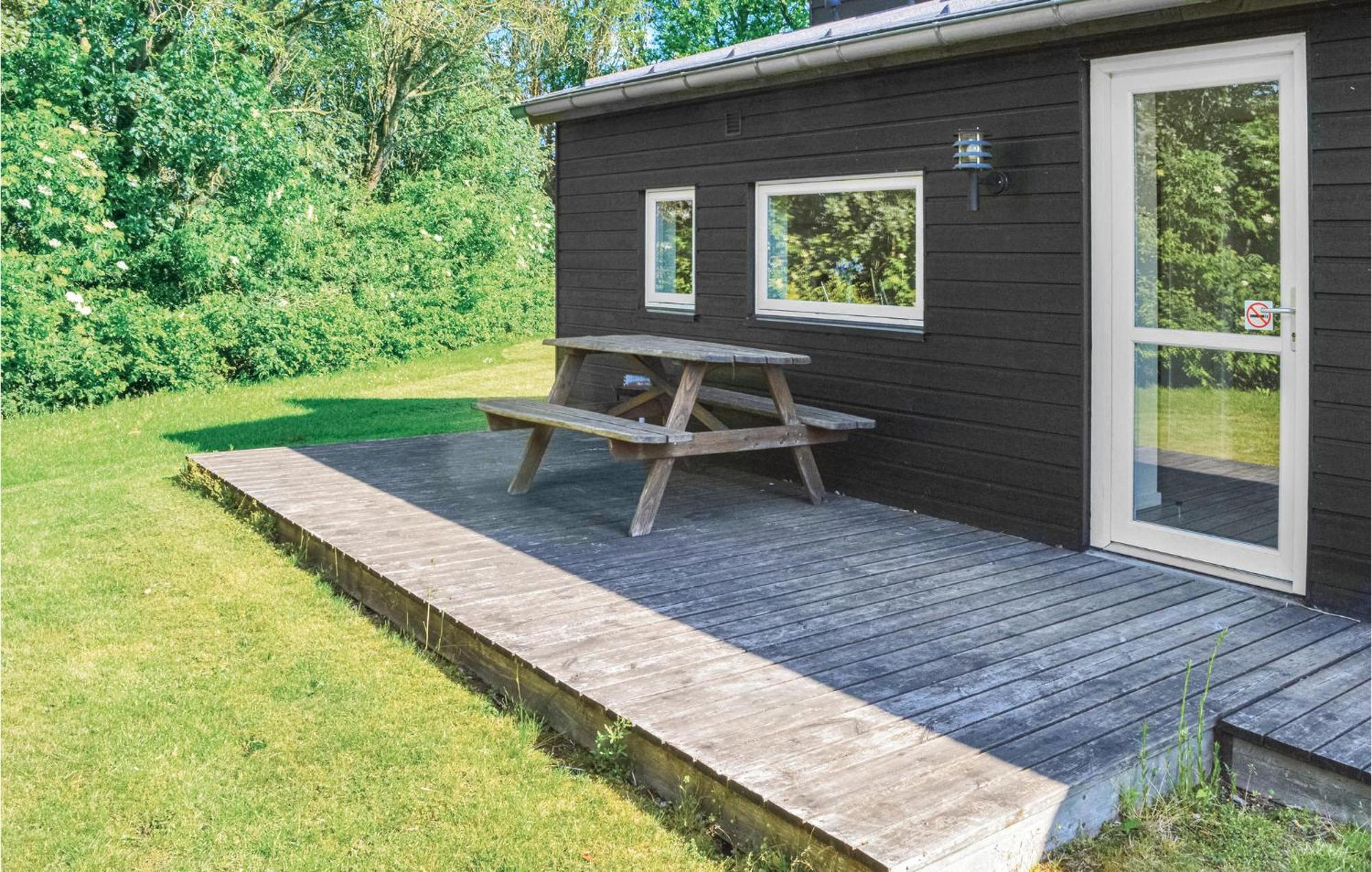 Holiday home Halvejen hytte Spjald I Eksteriør billede